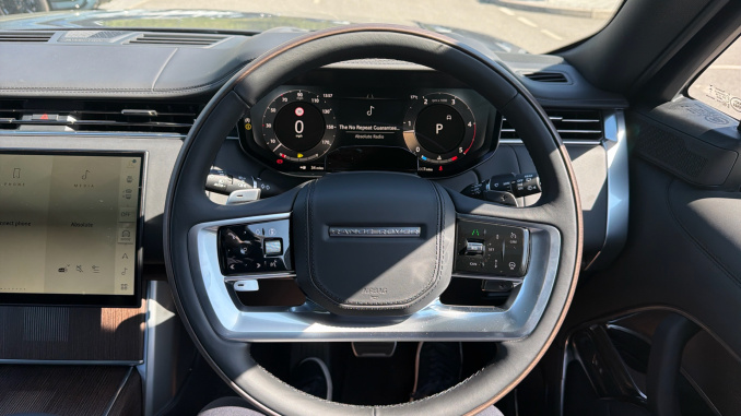 Land Rover Range Rover 3.0 D350 Autobiography 4dr Auto Diesel Estate - Image 15